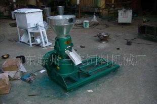 山東滕州三農飼料機械廠 專業制造飼料制粒機，助力現代化養殖與飼料工業